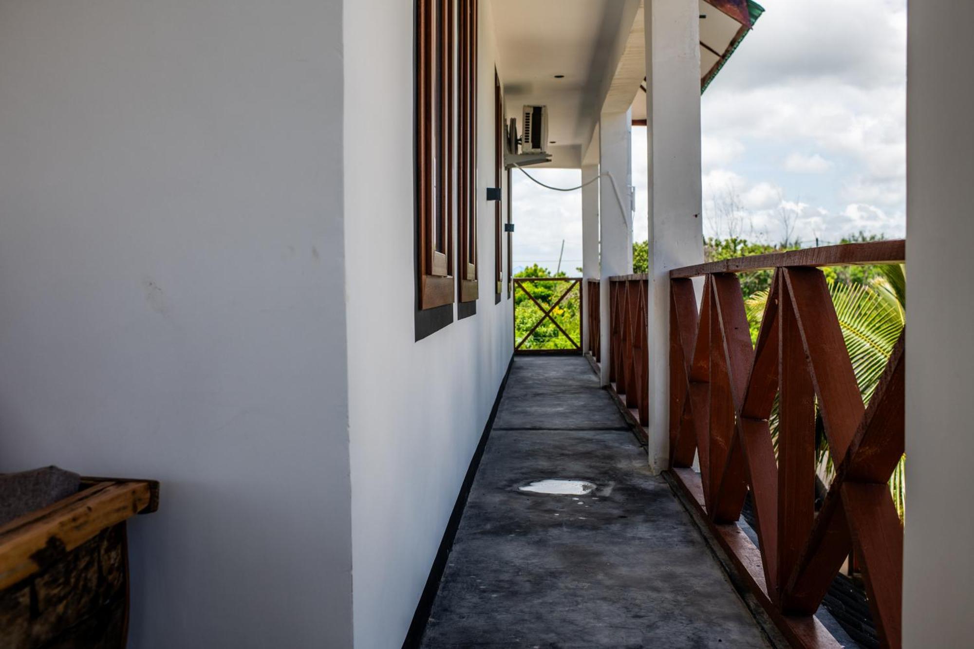 Baobab Bungalows 江比阿 外观 照片